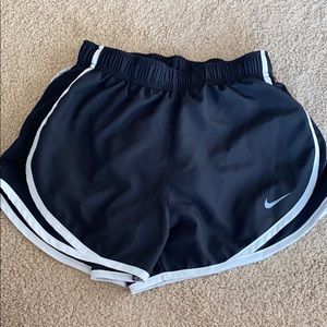 black nike running shorts